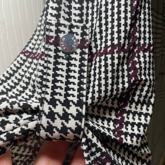 Anne Klein black printed blouse sz 1X - Picture 3 of 8